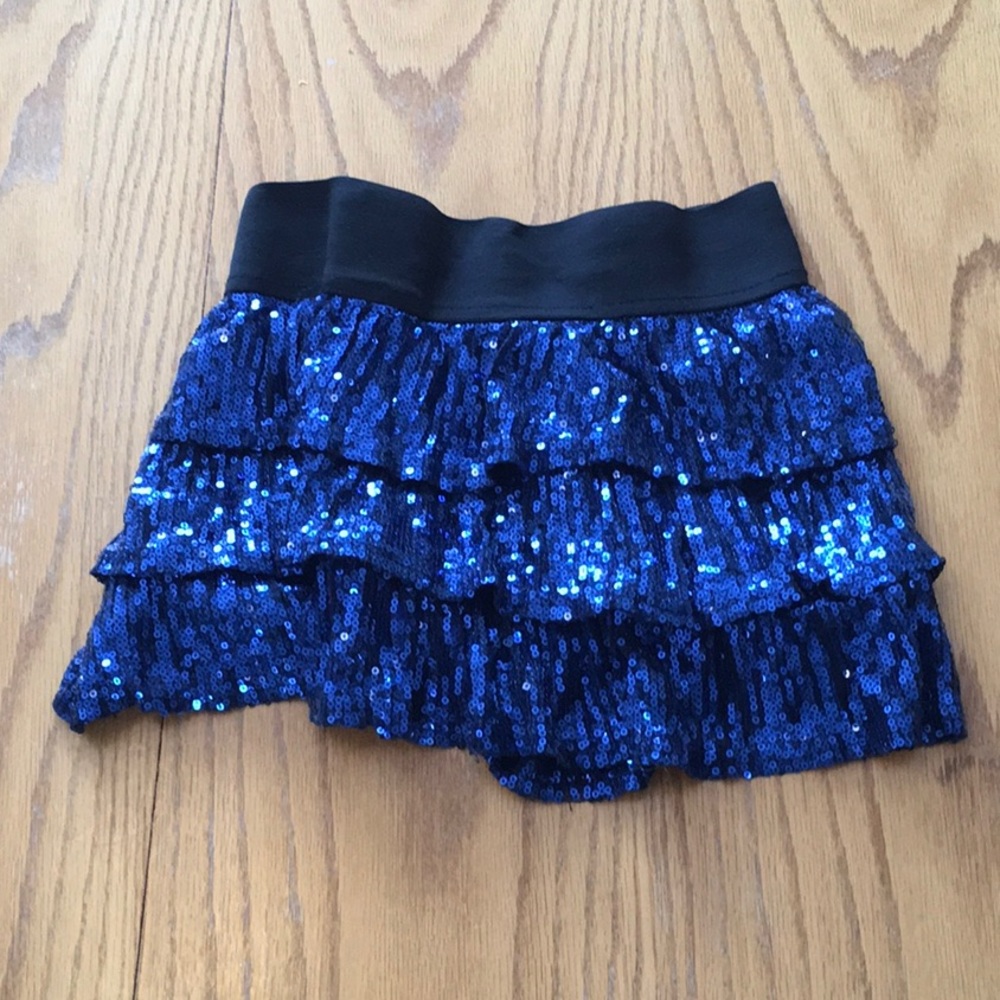 1989 Place Blue sequin skirt